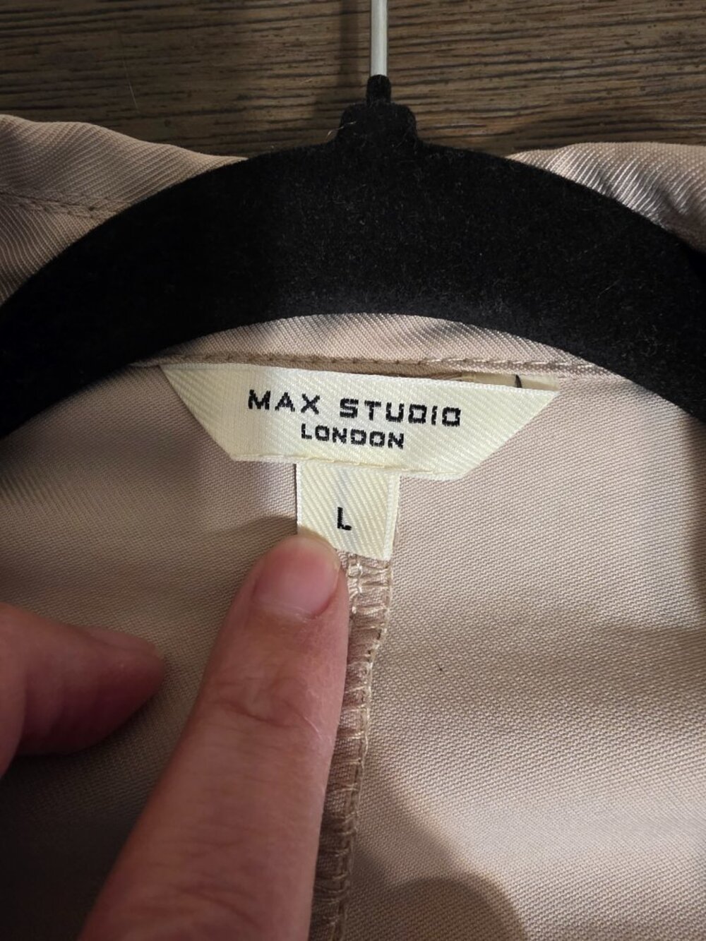 Max Studio Single Button Blazer Tan Large - Picture 7 of 11